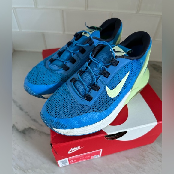 Nike Air Max 270 Go LS in Light Photo blue/Barely Volt, size 3Y - Picture 1 of 13